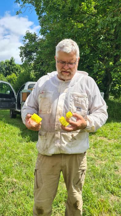Notre apiculteur : Samuel Fedorawiez